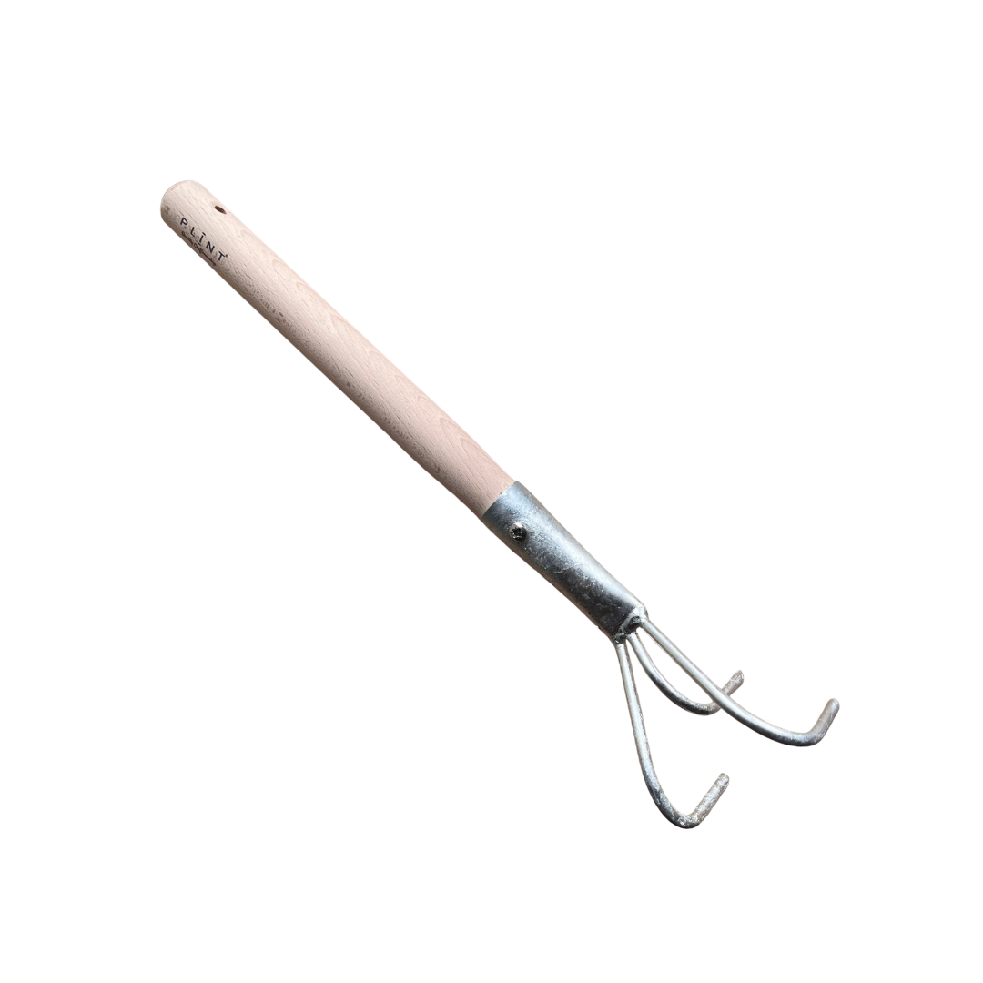 Hand cultivator